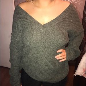 FOREVER 21 OVERSIZED OFF SHOULDER SWEATER